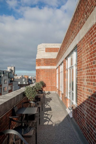 Outdoor terrace of an office in Fitzrovia, London.
